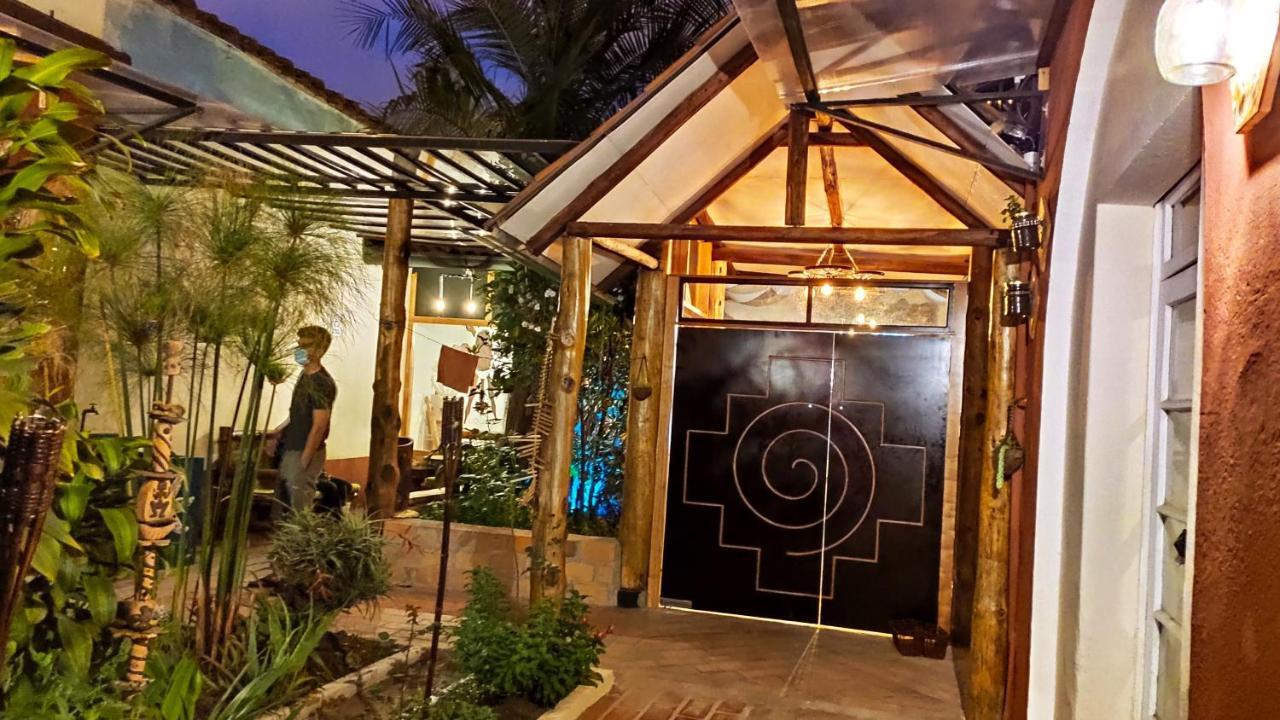 Hostal Yakumama كوينكا المظهر الخارجي الصورة