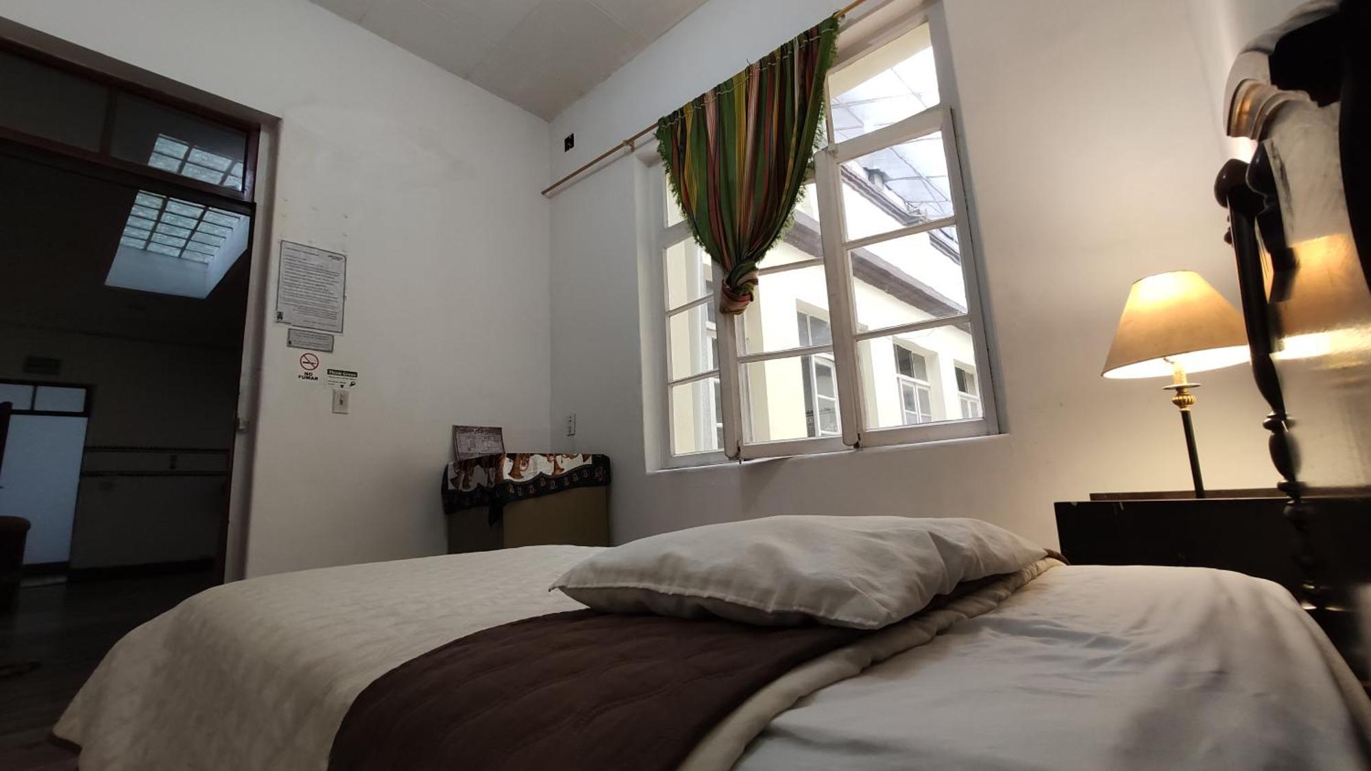 Hostal Yakumama كوينكا الغرفة الصورة